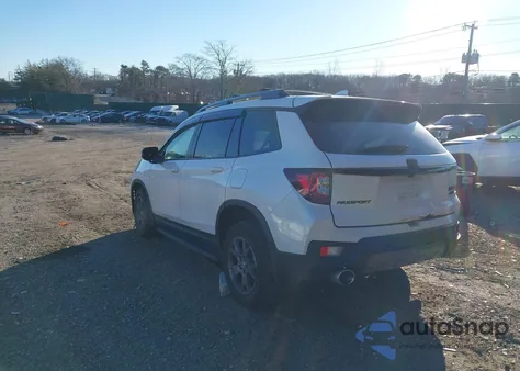 2024 Honda Passport Awd Trailsport from USA, damaged, VIN 5FNYF8H64RB021702